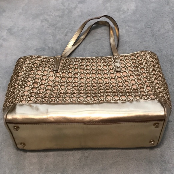 Kate Spade gold wicker pattern clutch w/ pockets - Picture 5 of 8